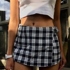 Urban Outfitters BDG navy plaid skort